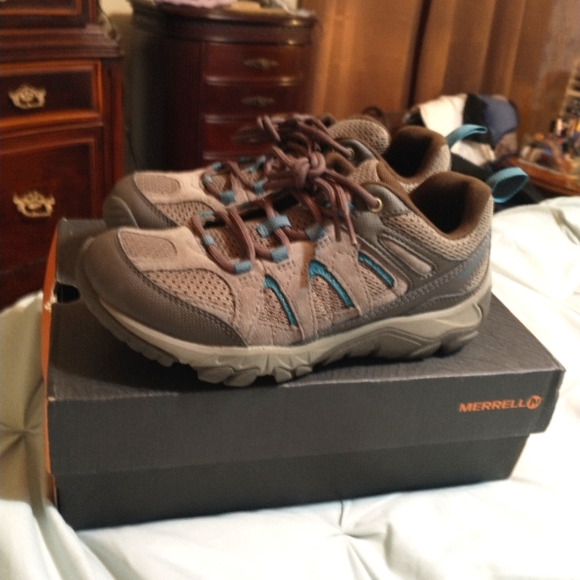 Merrell - Picture 3 of 4